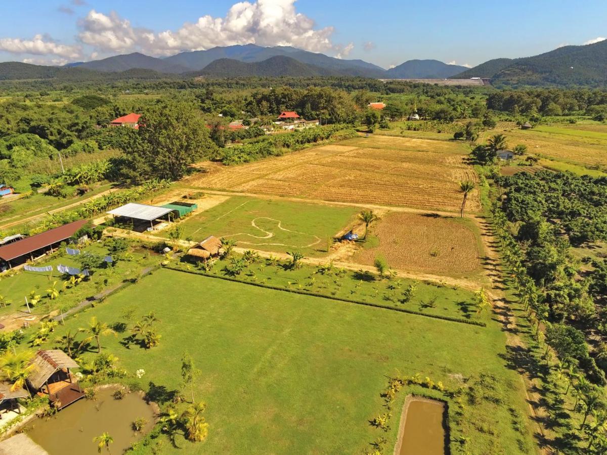 Le Cocotier Hotell Ban Cho Lae Exteriör bild